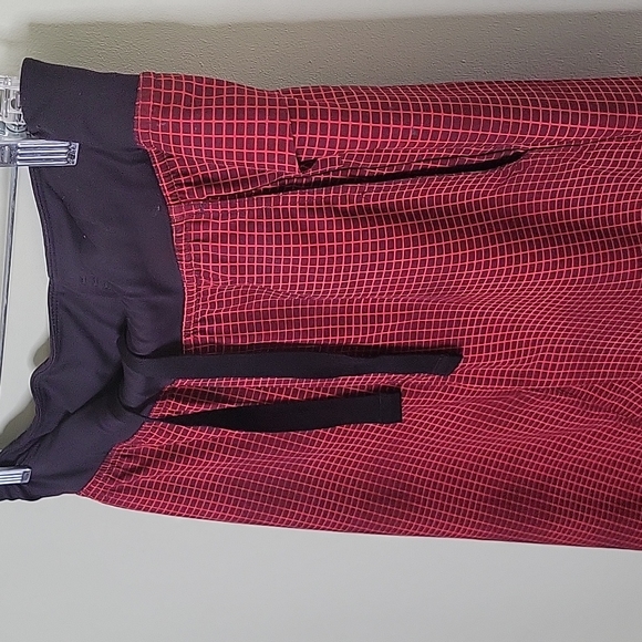 Lulu Lemon mems shorts - Picture 7 of 7